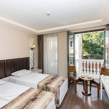 Morava Hotel *