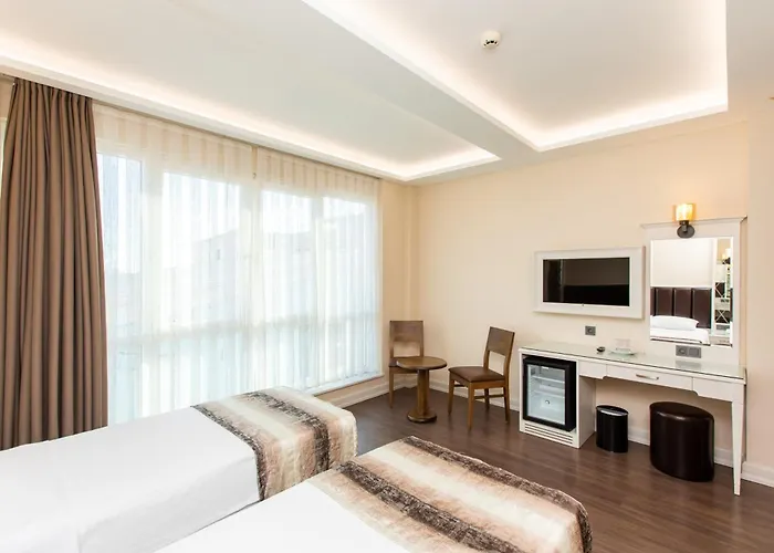 Morava Hotel *
